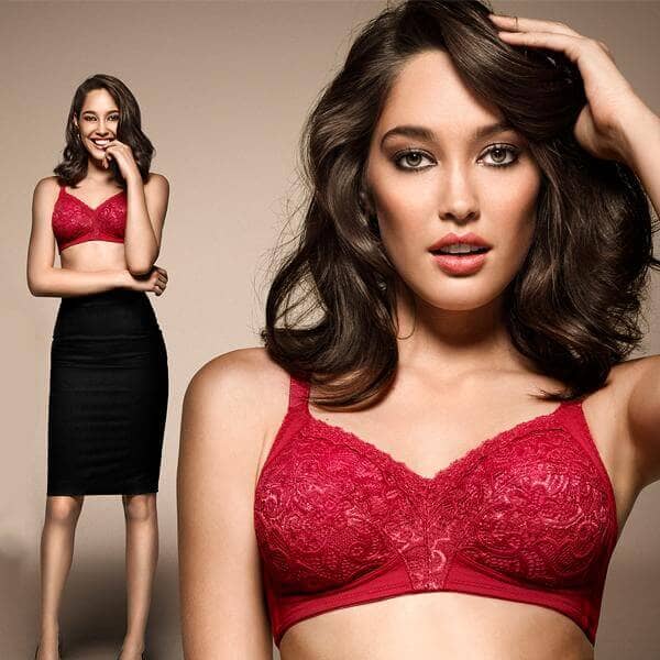 Delicate Doreen Triumph